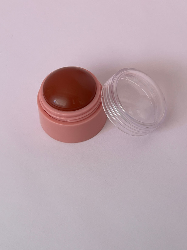 بالم لب و رژگونه blush balm ساخته شده برای میسیز آمریکا