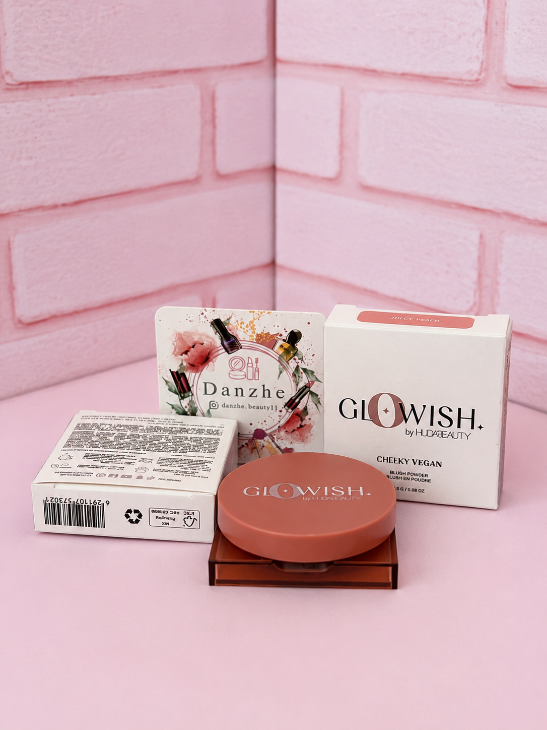 رژگونه HUDA BEAUTY GloWish Cheeky Vegan Blush Powder